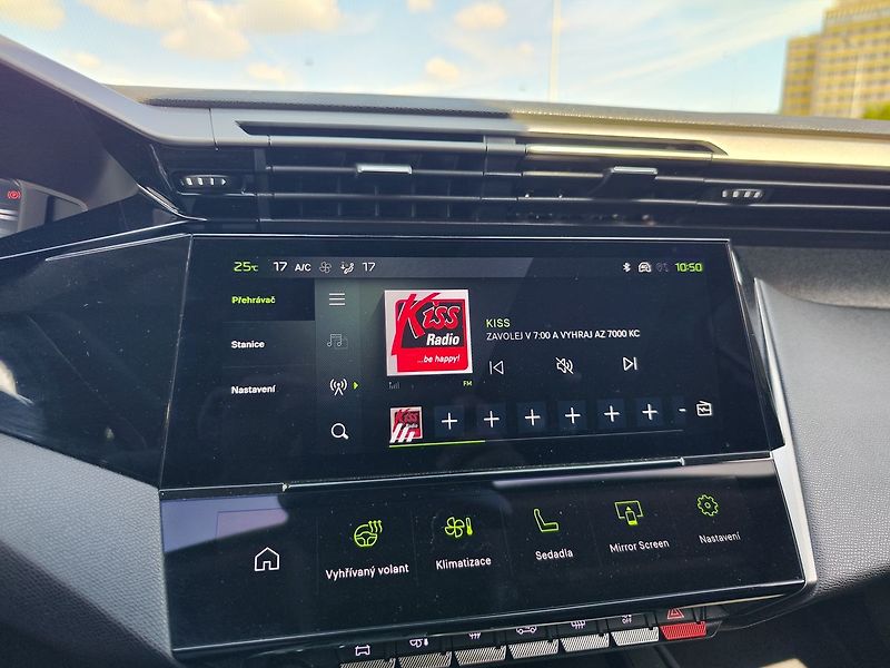 Peugeot 308 1.2 Puretech/96kW Allure EAT8 - fotka 14 z 33