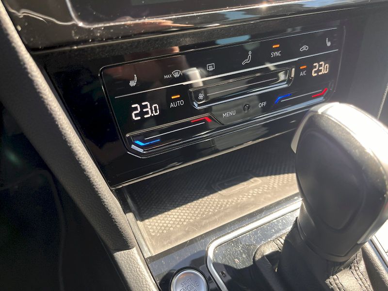 Volkswagen Passat (2020) VARIANT  1,5TSi 110kW DSG7 Ele - fotka 19 z 25