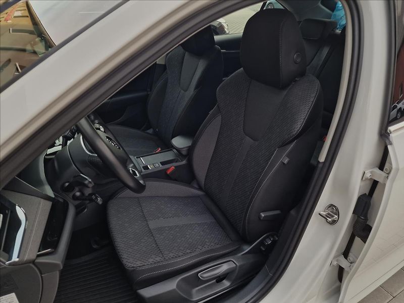 Škoda Octavia 2.0 TDI 110kW Style,ČR,1.Maj. - fotka 37 z 50