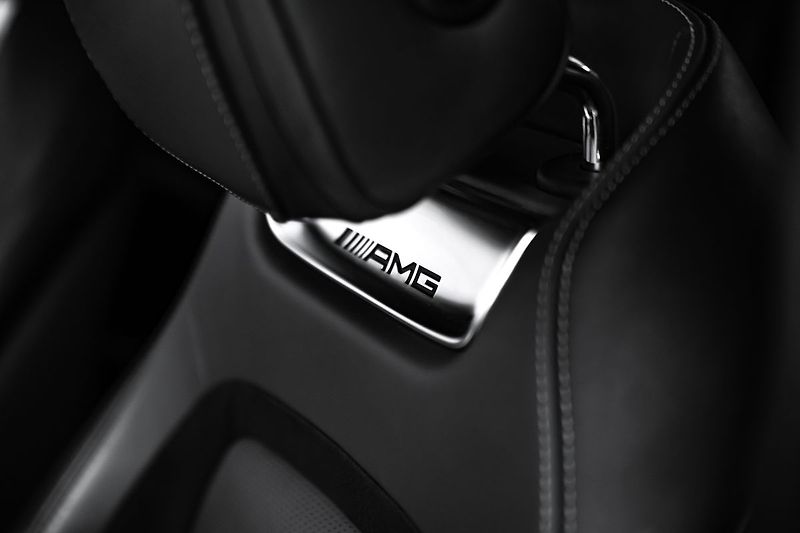 Mercedes-Benz AMG GT 53+ 4M Pano HuD - fotka 24 z 29