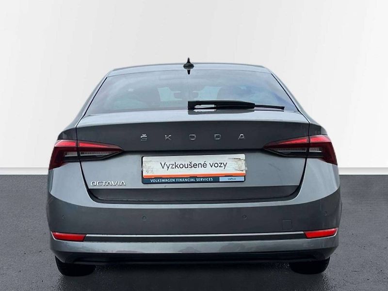 Škoda Octavia (2022) Ambition 1.5 TSI - fotka 9 z 20