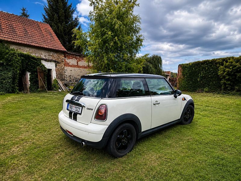 Mini Cooper (2008) 1,6  R56 - fotka 7 z 20