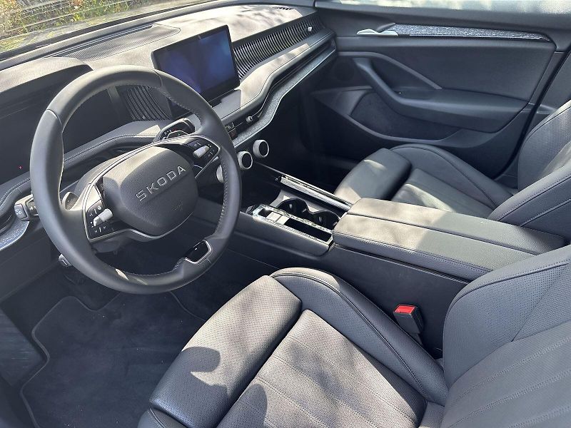 Škoda Superb (2025) Combi 2.0 TDI DSG Selection - fotka 6 z 32