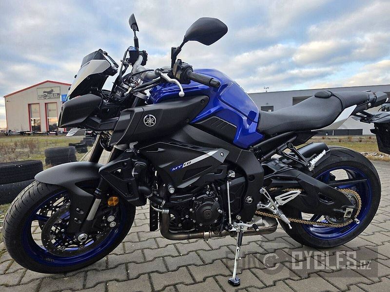 Yamaha MT-10 (2017) - fotka 9 z 20