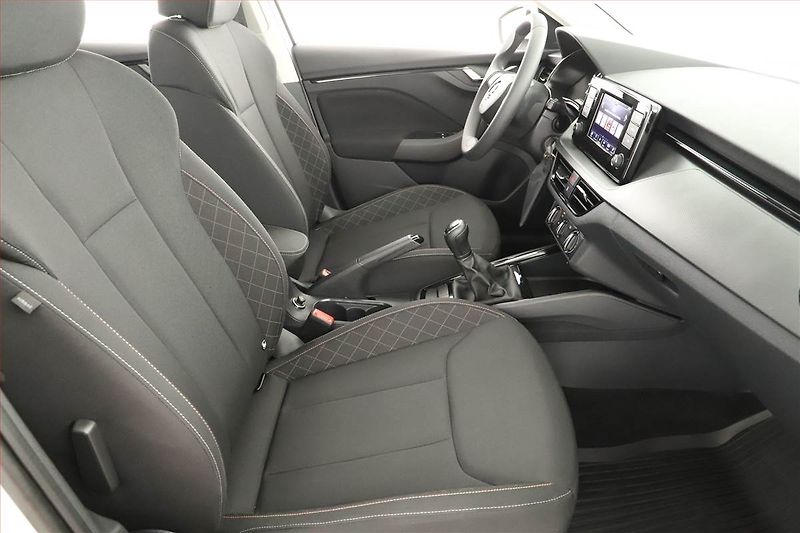 Škoda Scala (2023) Ambition 1.5 TSI, ČR,1.maj - fotka 7 z 16