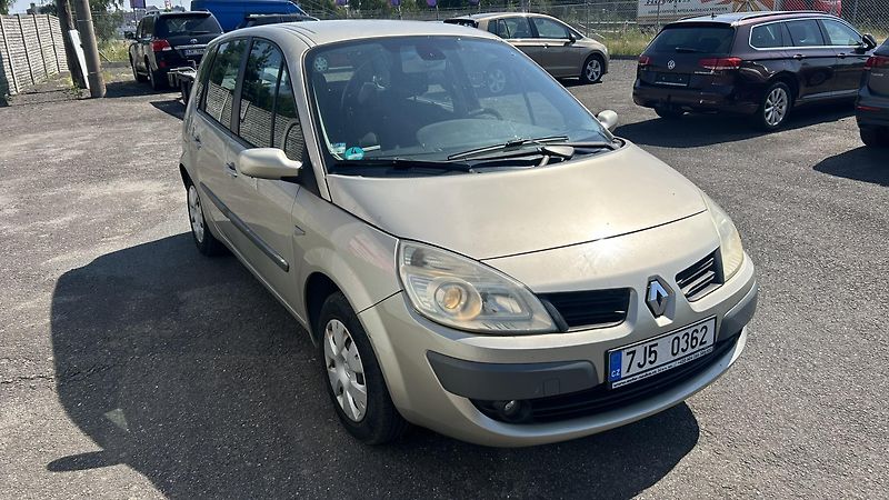 Renault Scénic (2007) 1,6 16V TEMP KLIMA MÁLO KM - fotka 13 z 16