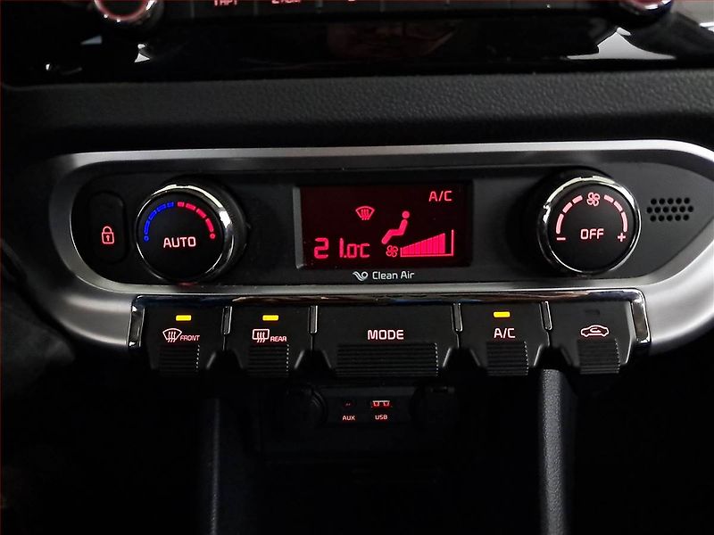 Kia Rio (2015) 1.25 CVVT, Tempomat - fotka 15 z 18