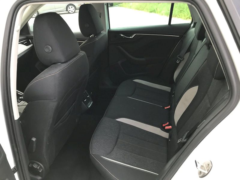 Škoda Kamiq (2025) SELEC TSI 85/1.0 A7F - fotka 11 z 26
