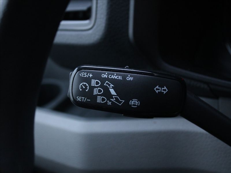 Volkswagen Crafter 2,0 TDi 35 DR  Akční CENA! - fotka 16 z 18