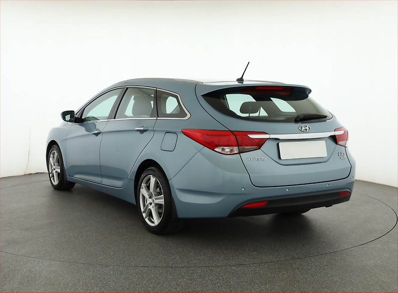 Hyundai i40 (2012) 1.7 CRDi, pěkný stav - fotka 4 z 15
