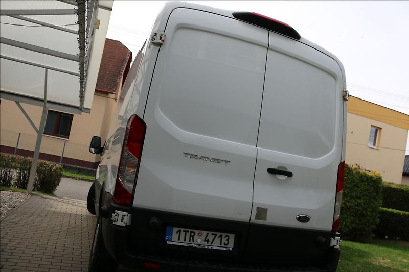 Ford Transit 2,0 95kW,ČR, DPH, Klima - fotka 5 z 27