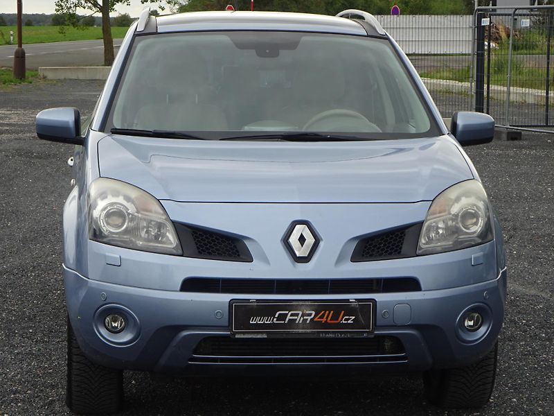 Renault Koleos 2.0dCi 110kW AUTOMAT 4x4 ČR - fotka 2 z 32