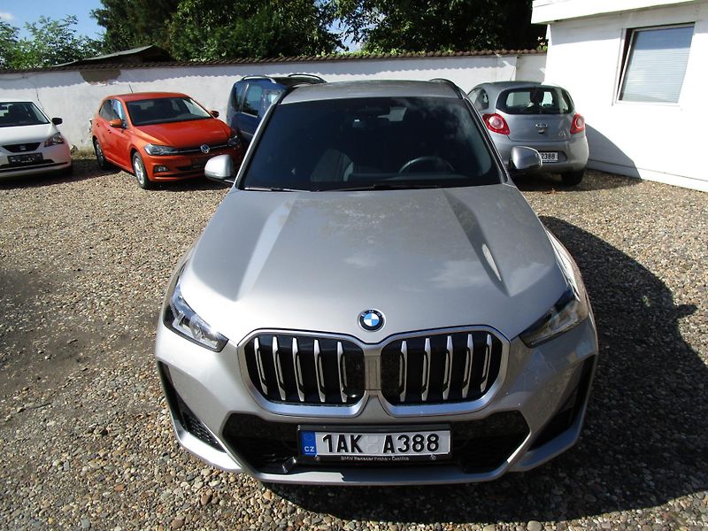 BMW X1 2,0D-110KW-KOUPEN V ČR-5000KM - fotka 2 z 26