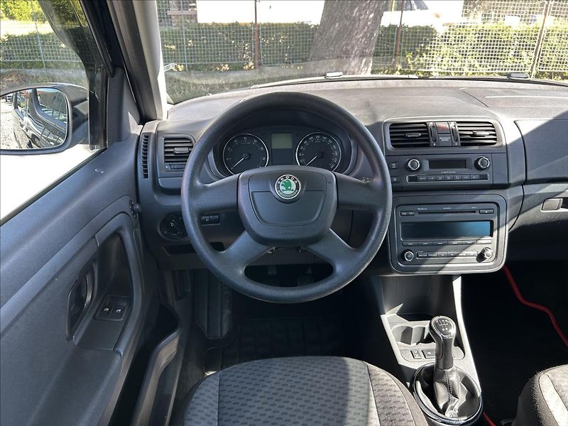 Škoda Roomster 1,2 TSi,Tažné,Nová STK,klima - fotka 17 z 49