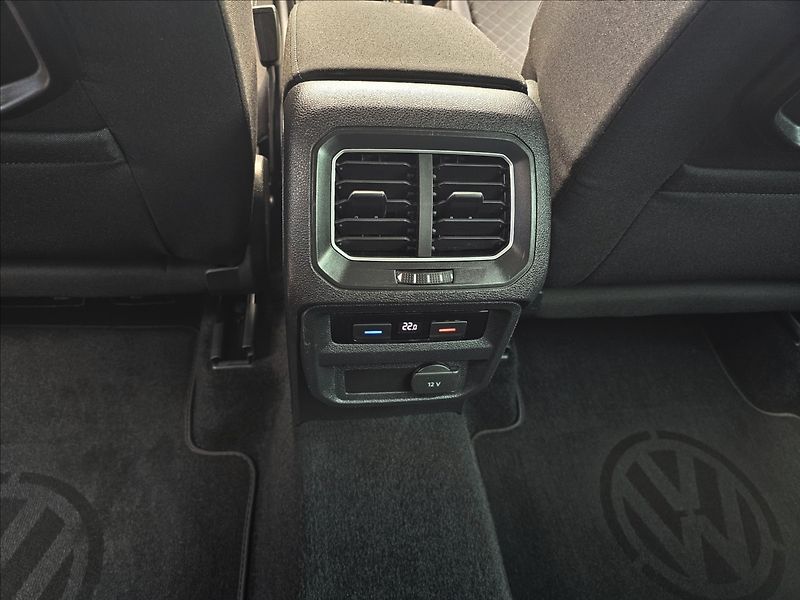 Volkswagen Tiguan 1,4 TSi 110KW COMFORTLINE - fotka 29 z 49