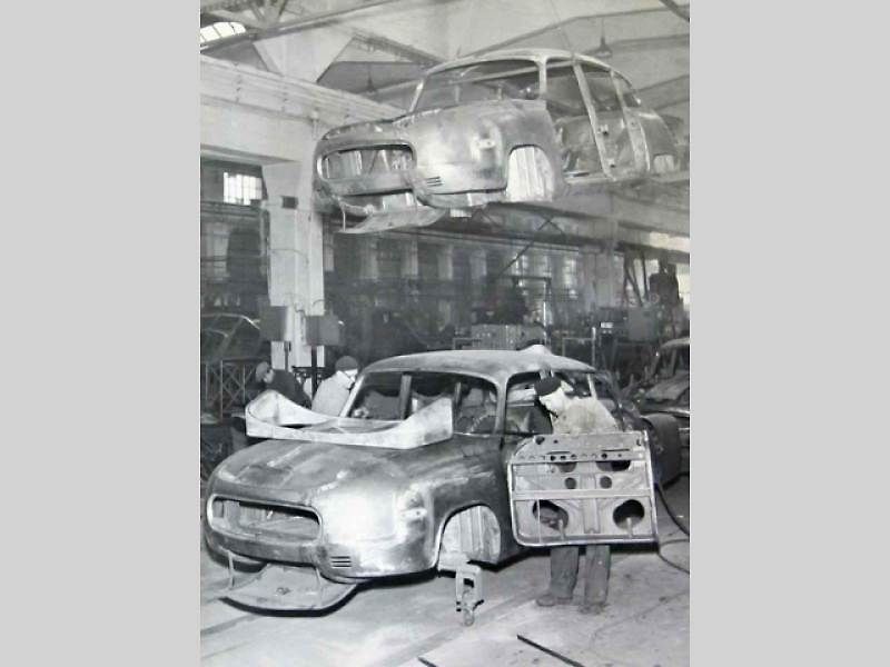 Tatra 603 - první verze