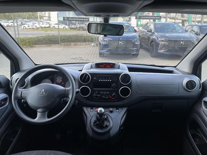Peugeot Partner Tepee ACTIVE 1.6 BlueHDi 73 kW - fotka 2 z 23