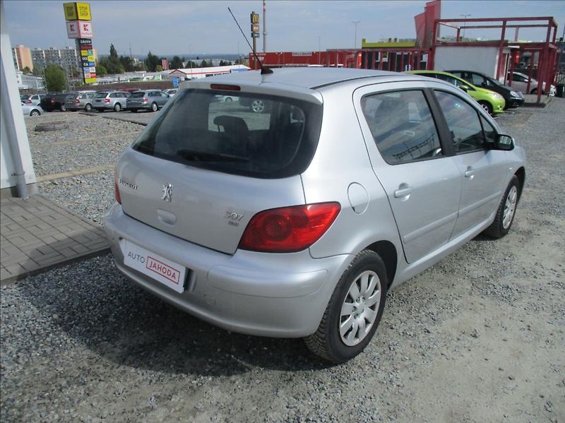 Peugeot 307 1,4 D,aut.klima,serv.kniha, - fotka 6 z 23