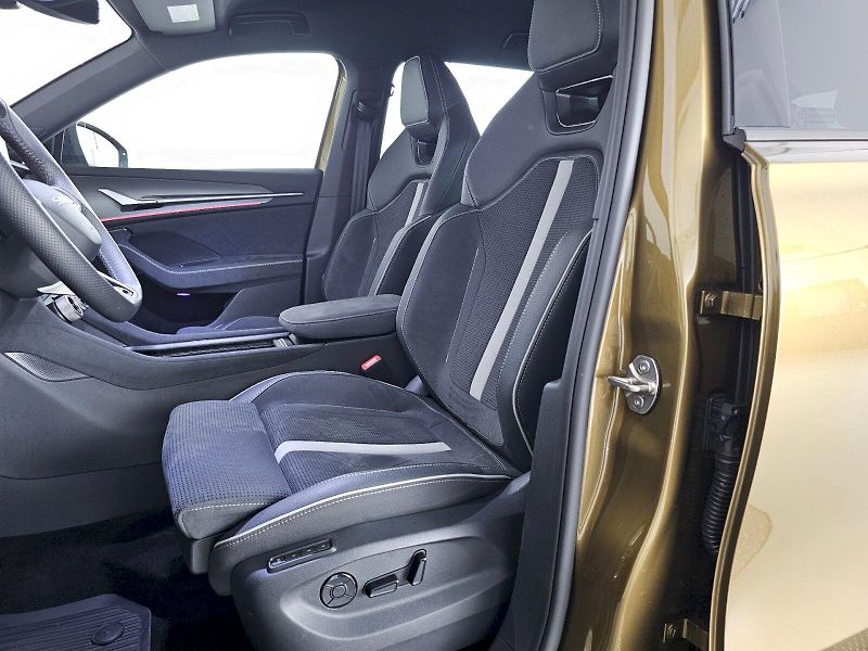 Škoda Kodiaq (2025) 2.0TDI 142kW 4X4 SPORTLINE TAŽ - fotka 10 z 35