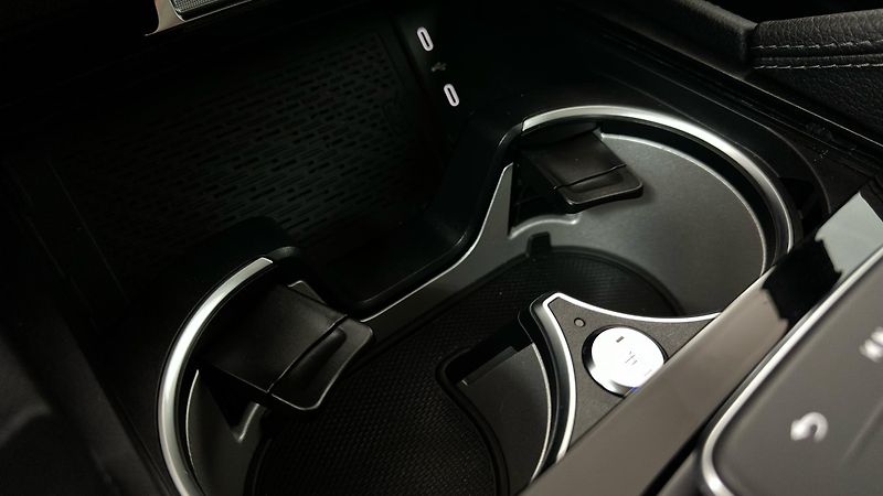 Mercedes-Benz GLS 450 d / 4 MATIC - fotka 45 z 69