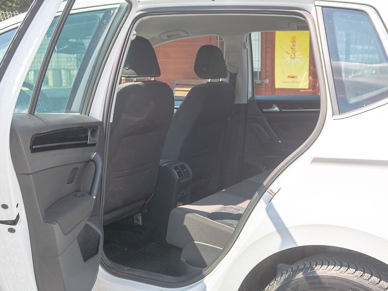 Volkswagen Golf Sportsvan (2015) ČR 1.6TDI 81KW – CEBIA 5*!! - fotka 51 z 57