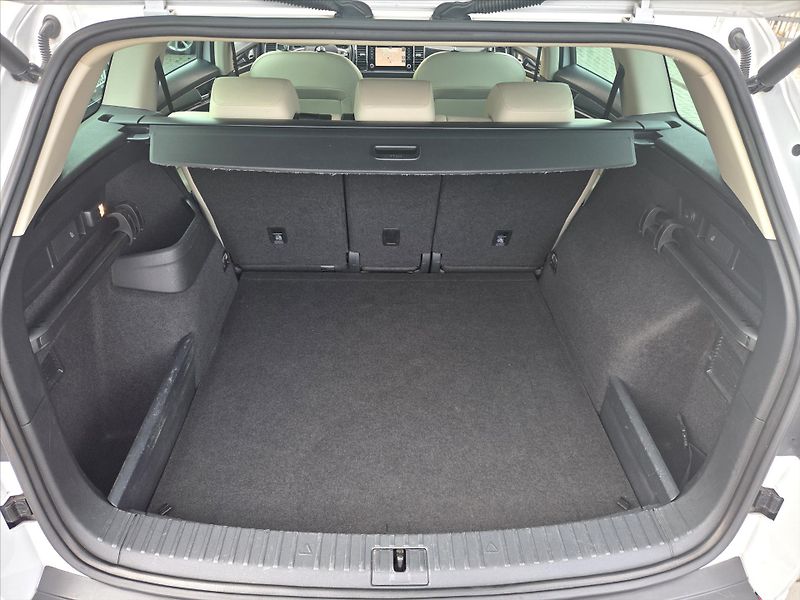 Škoda Kodiaq 2,0 TDi DSG 4x4 Style+ Tažné z - fotka 13 z 29