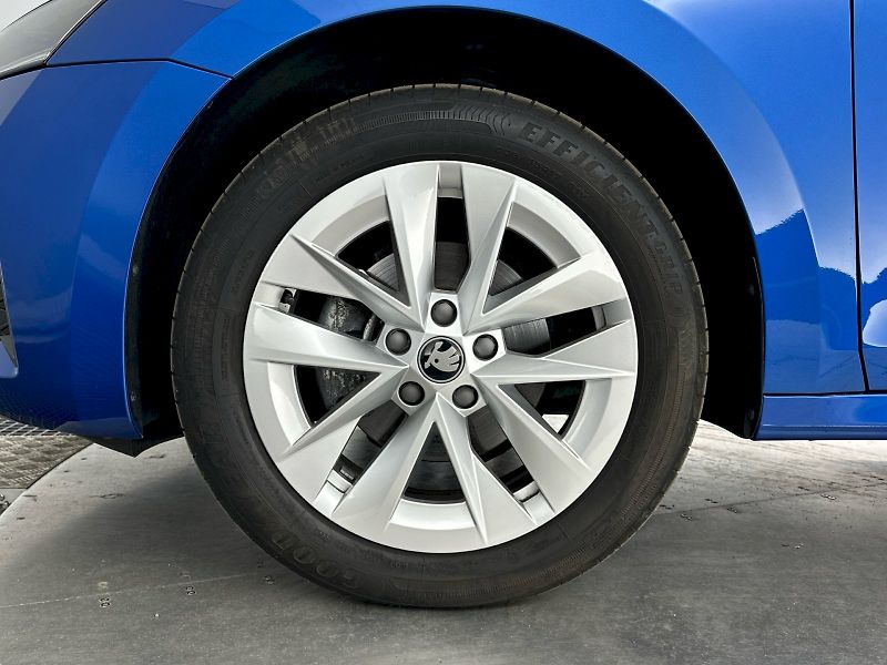 Škoda Octavia (2025) 1.5TSI 110kW Top Selection - fotka 30 z 30