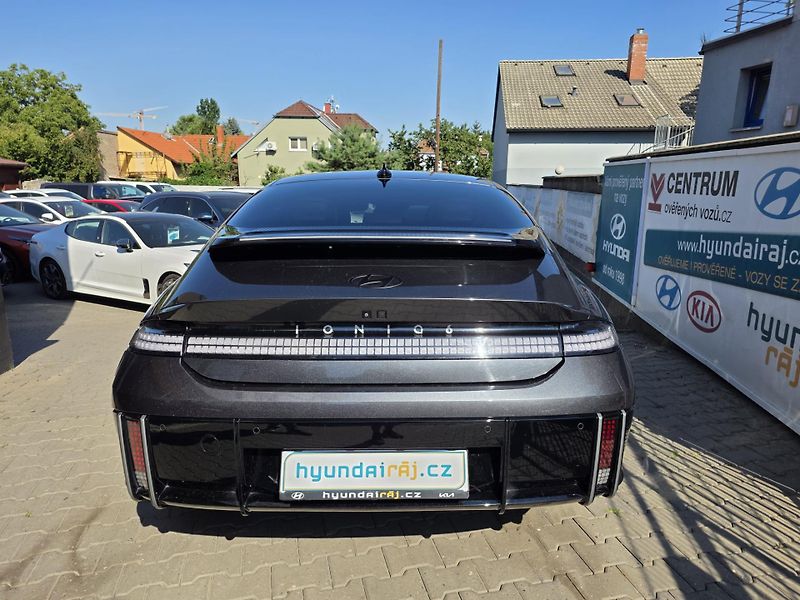 Hyundai Ioniq 6 PANORAMA-4x4-77,4kWh - fotka 15 z 17