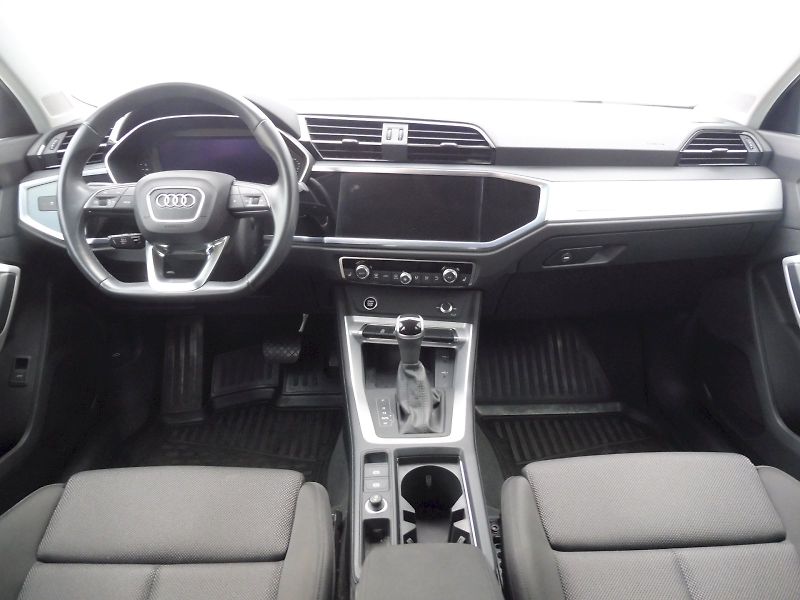 Audi Q3 (2023) 35 TFSI 110kW S-tronic, S-line - fotka 5 z 26