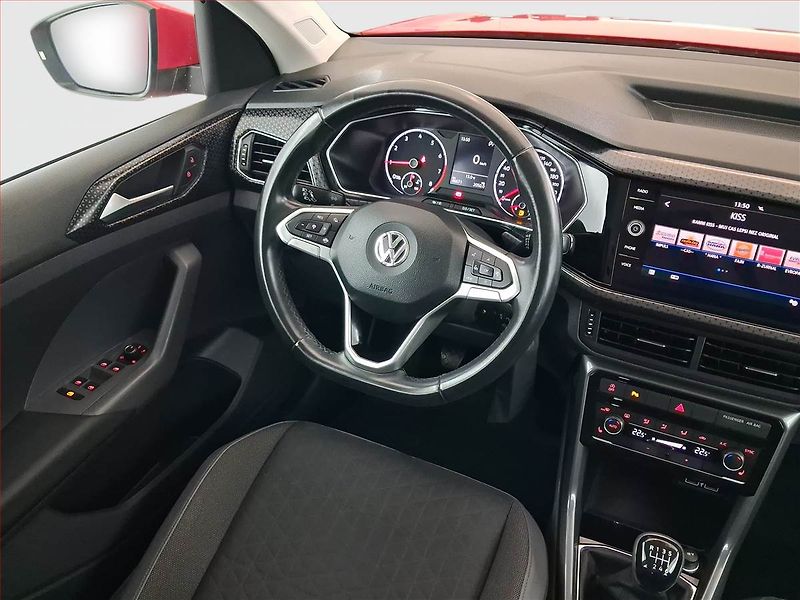 Volkswagen T-Cross (2019) 1.0 TSI, Serv.kniha, Kůže - fotka 7 z 25