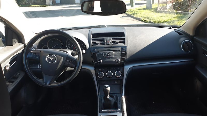 Mazda 6 (2011) - fotka 4 z 7