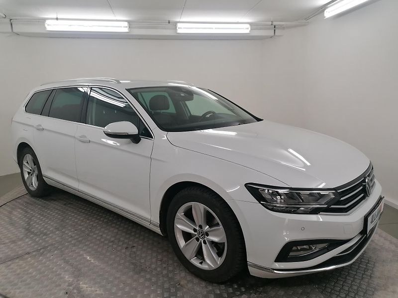 Volkswagen Passat 2,0 TDI DSG ELEGANCE,1.MAJ.ČR - fotka 6 z 16