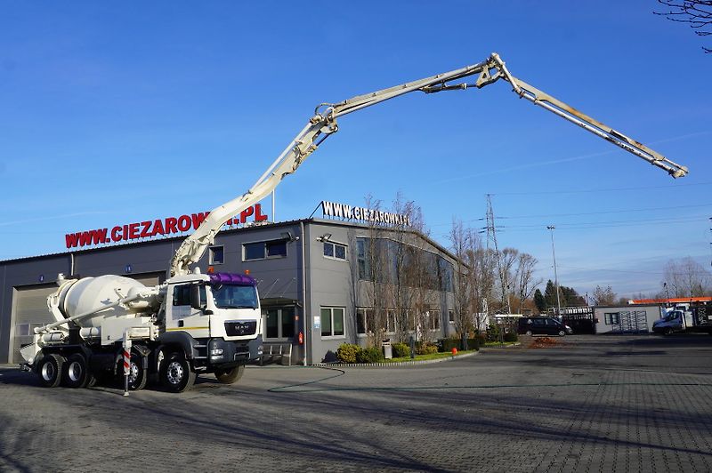 MAN TGS (2008) 32.400 8x4 Concrete Mixer Pump - fotka 15 z 24