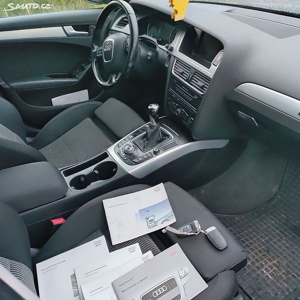 Audi A4 3.0TDI,MANUÁL,4X4,KRÁSNÁ,1MAJ - fotka 10 z 24