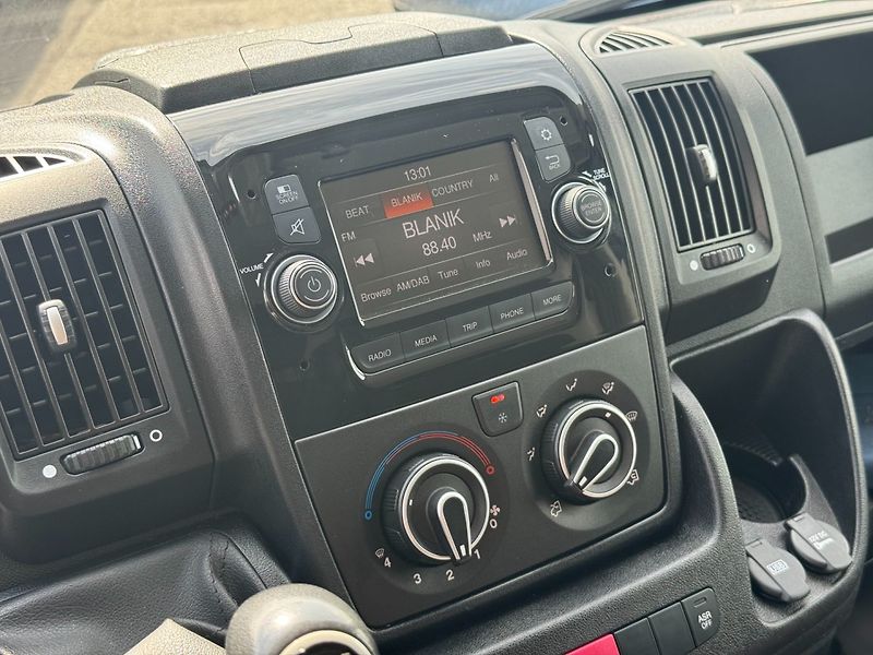 Peugeot Boxer (2021) L1H1 2.2HDi 88kW - fotka 14 z 29