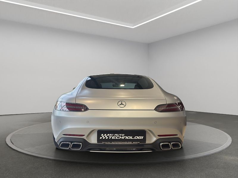 Mercedes-Benz AMG GT (2019) Mercedes S - fotka 6 z 25