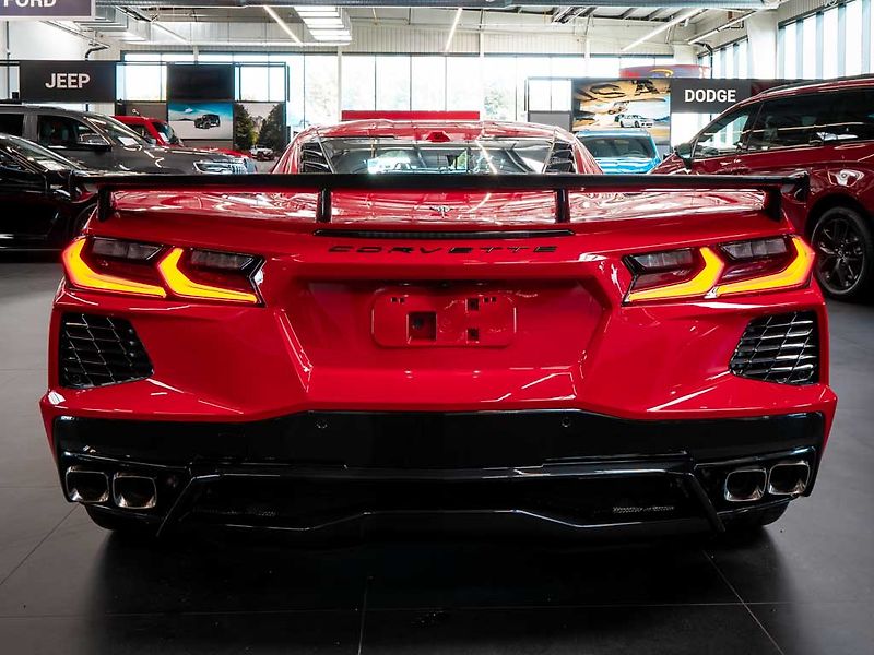 Chevrolet Corvette (2026) 6.2 Stingray 3LT Z51 Facelift - fotka 5 z 45