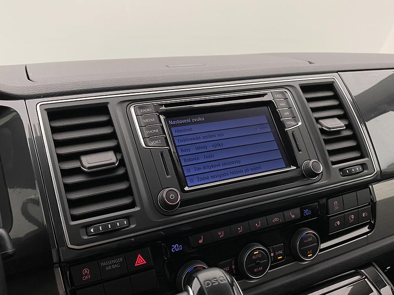 Volkswagen Multivan PANAMERICANA 2.0TDI REZERVACE - fotka 41 z 45