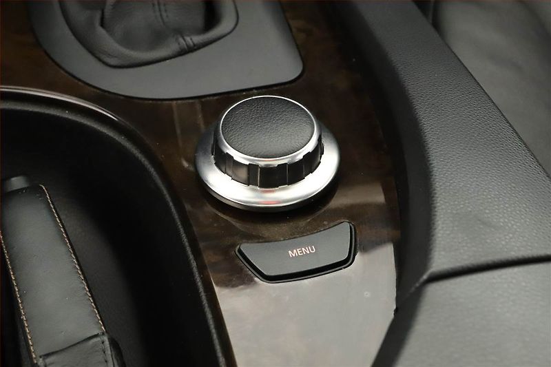 Renault Grand Scénic (2012) 1.5 dCi, 7 míst, Navi - fotka 17 z 17