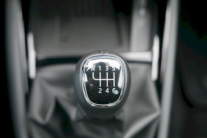 Škoda Kamiq (2025) 1.0 TSI 85 kW M6° Monte Carlo - fotka 16 z 35