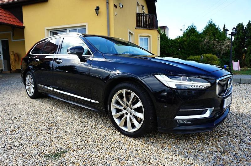 Volvo V90 (2019) INSCRIPTION POLESTAR 2,0D5 173 - fotka 2 z 60