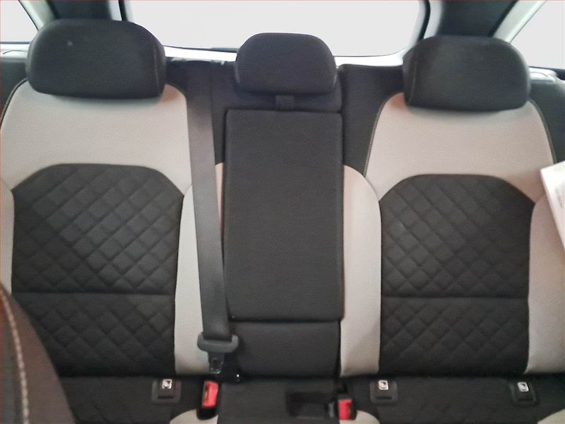 Kia Ceed (2020) GT Line 1.4 T-GDI, Navi - fotka 10 z 17