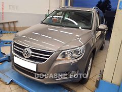 Volkswagen Tiguan (2009) 2.0 TDi 4x4, AC, xenon, navi - fotografie inzerátu