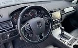 Volkswagen Touareg 3,0 TDi,V6,180kW,4x4,STK 5/28 - náhled 11