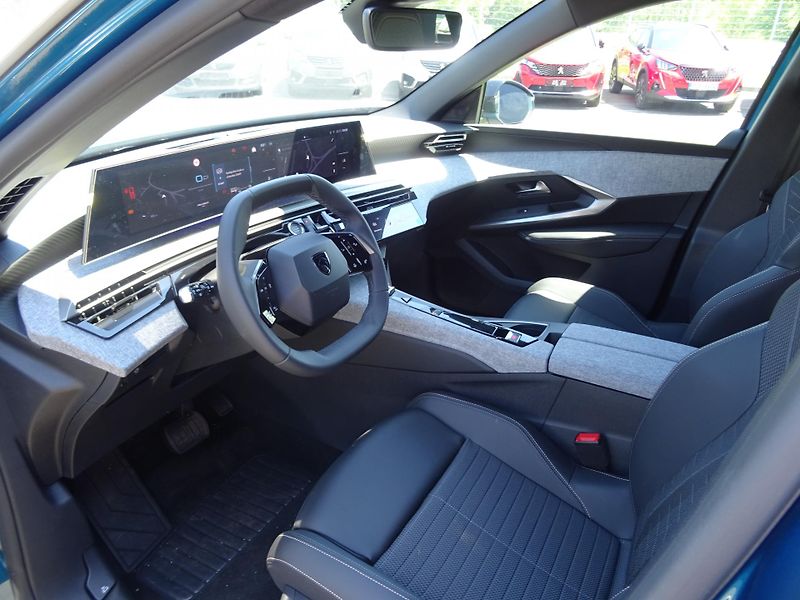 Peugeot 3008 (2025) ALLURE Hybrid 145k e-DCS6 - fotka 6 z 33