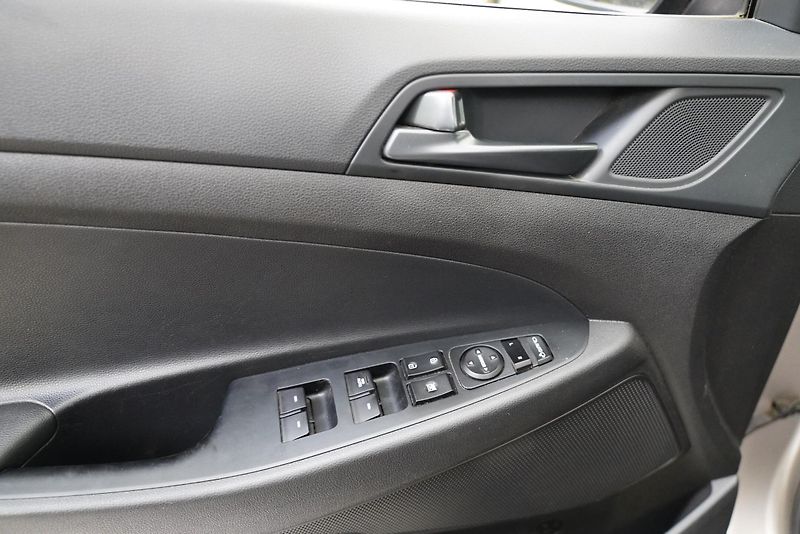 Hyundai Tucson - fotka 12 z 23