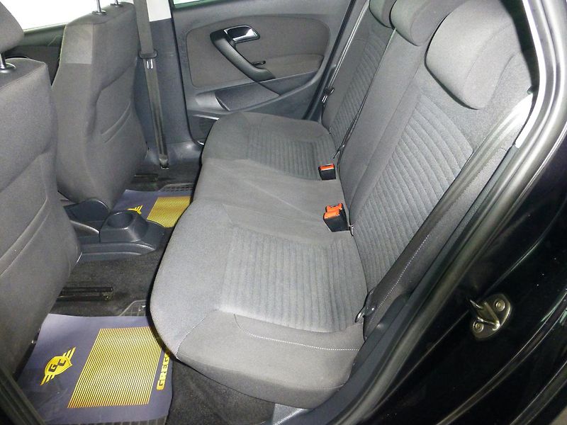 Volkswagen Polo (2013) 1,2TSI*ALU*PARK*VYHŘ.S**R-LINE - fotka 15 z 25