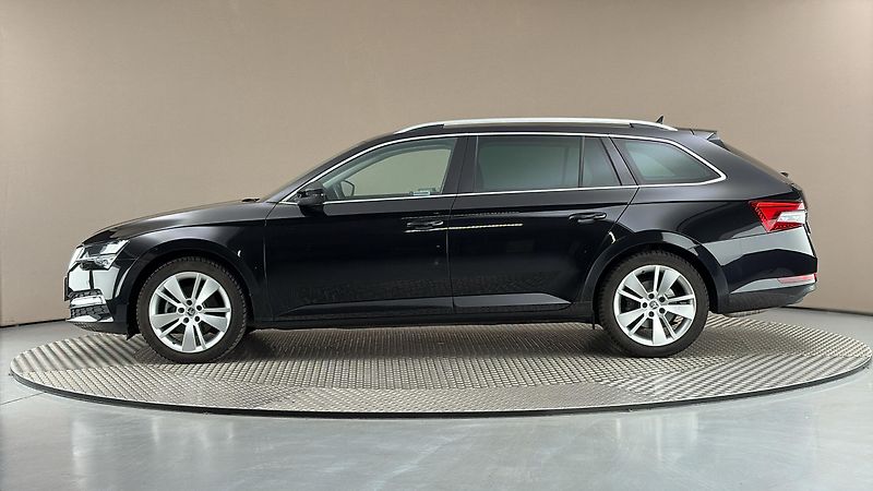 Škoda Superb 2.0 TSI DSG Style Combi - fotka 4 z 29