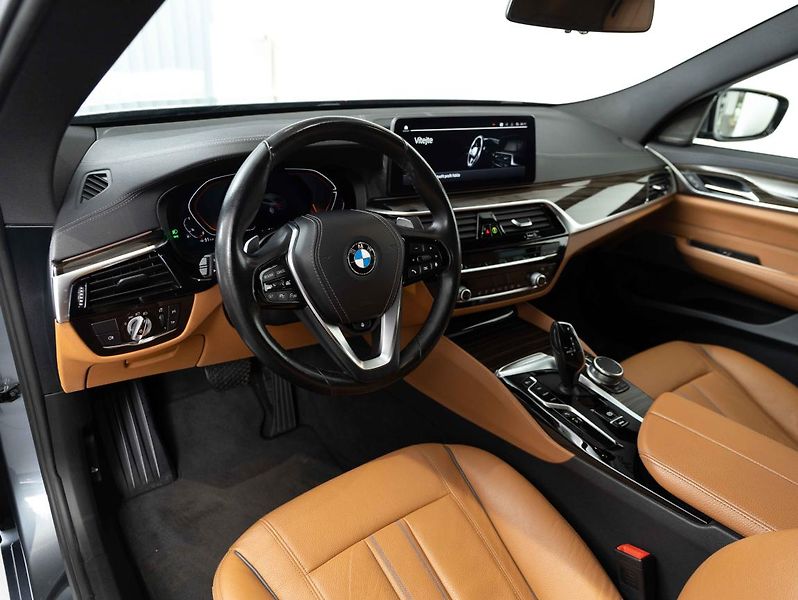 BMW Řada 6 640i xDrive Gran Turismo - fotka 11 z 24