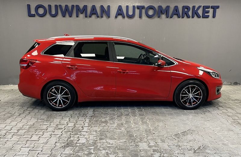 Kia Ceed 1.6 CRDi Exclusive SW - fotka 16 z 16